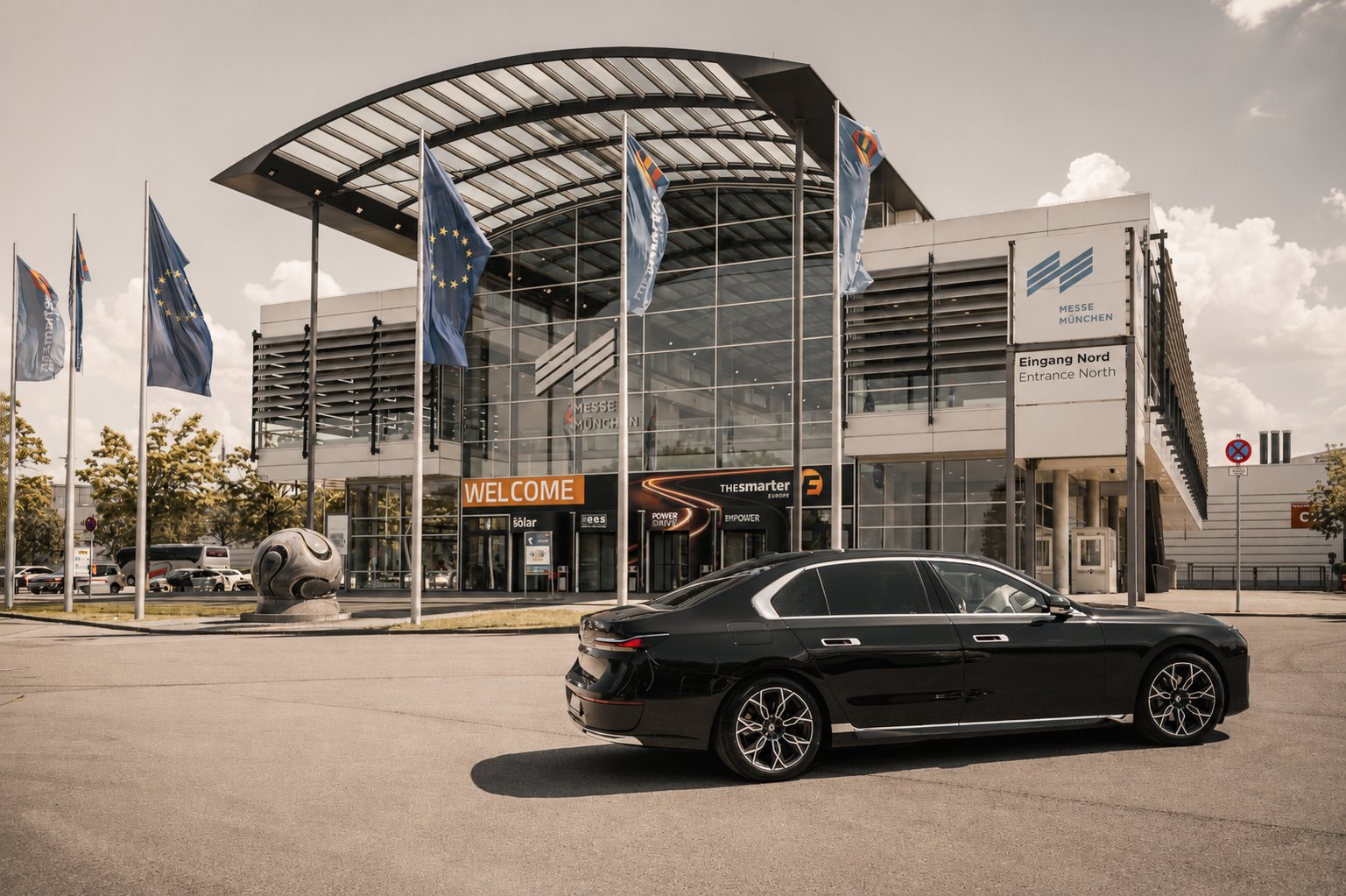AYDEN Limousine vor der Messe M&uuml;nchen